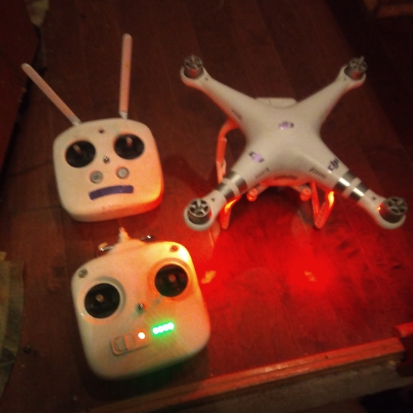 PhantomDrone - Picture 3 of 3